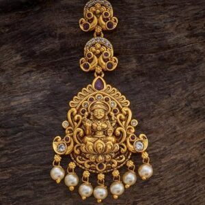 earring and maang tikka set