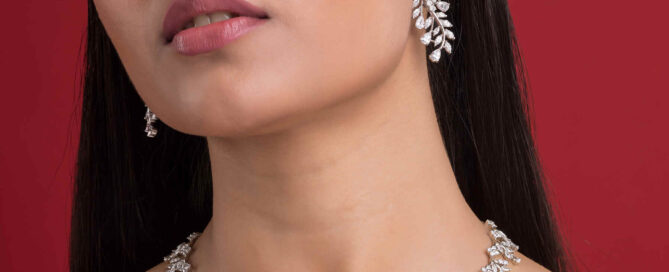 silver necklace women